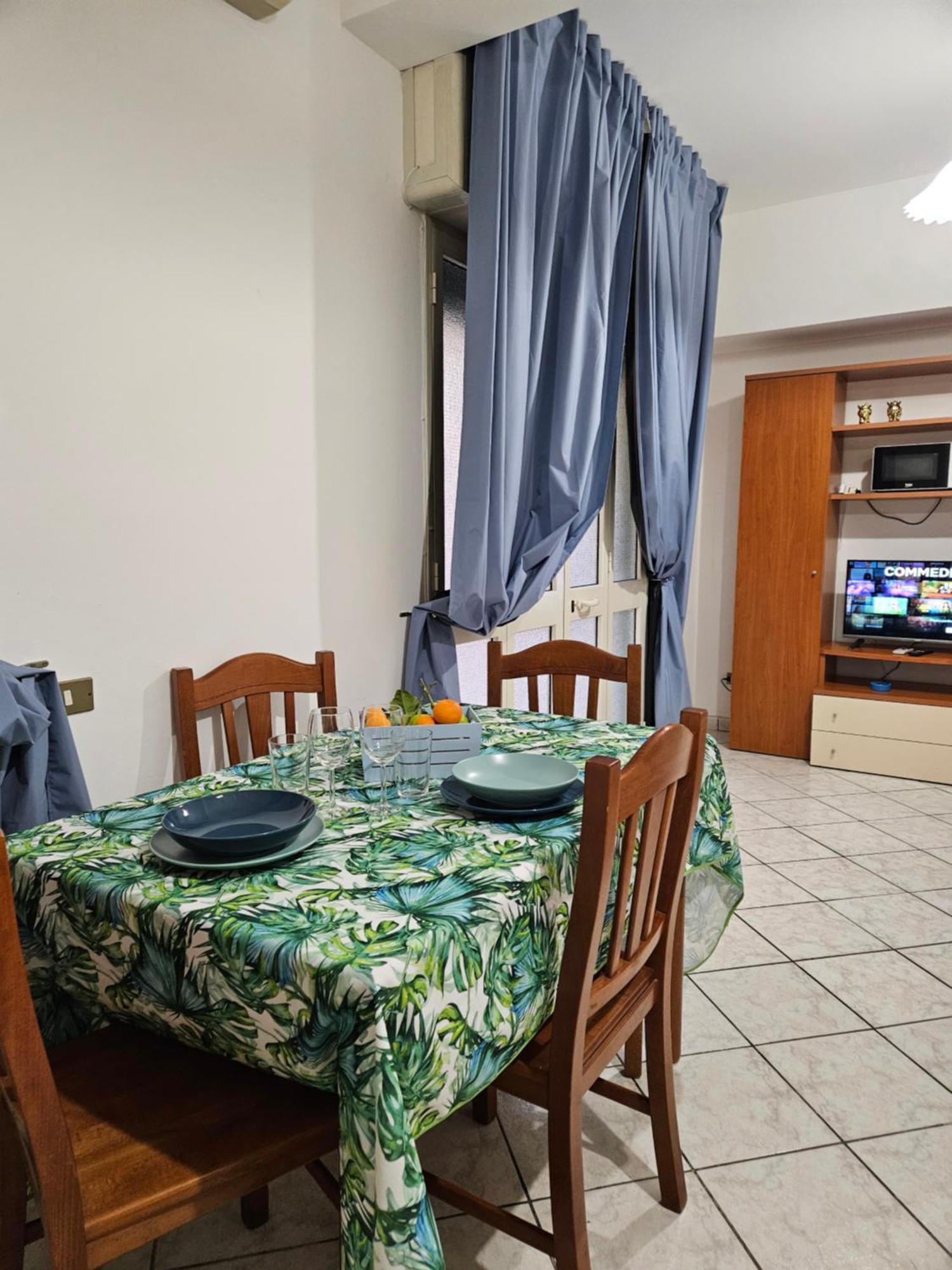 Essenze Di Sicilia Apartment - Letojanni Taormina Ngoại thất bức ảnh
